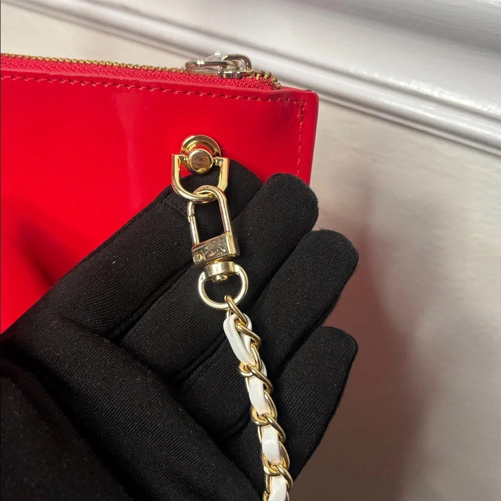 VALENTINO VOCE VIVA Red Patent Clutch with Elegant Gold Crossbody Chain - Picture 8 of 14